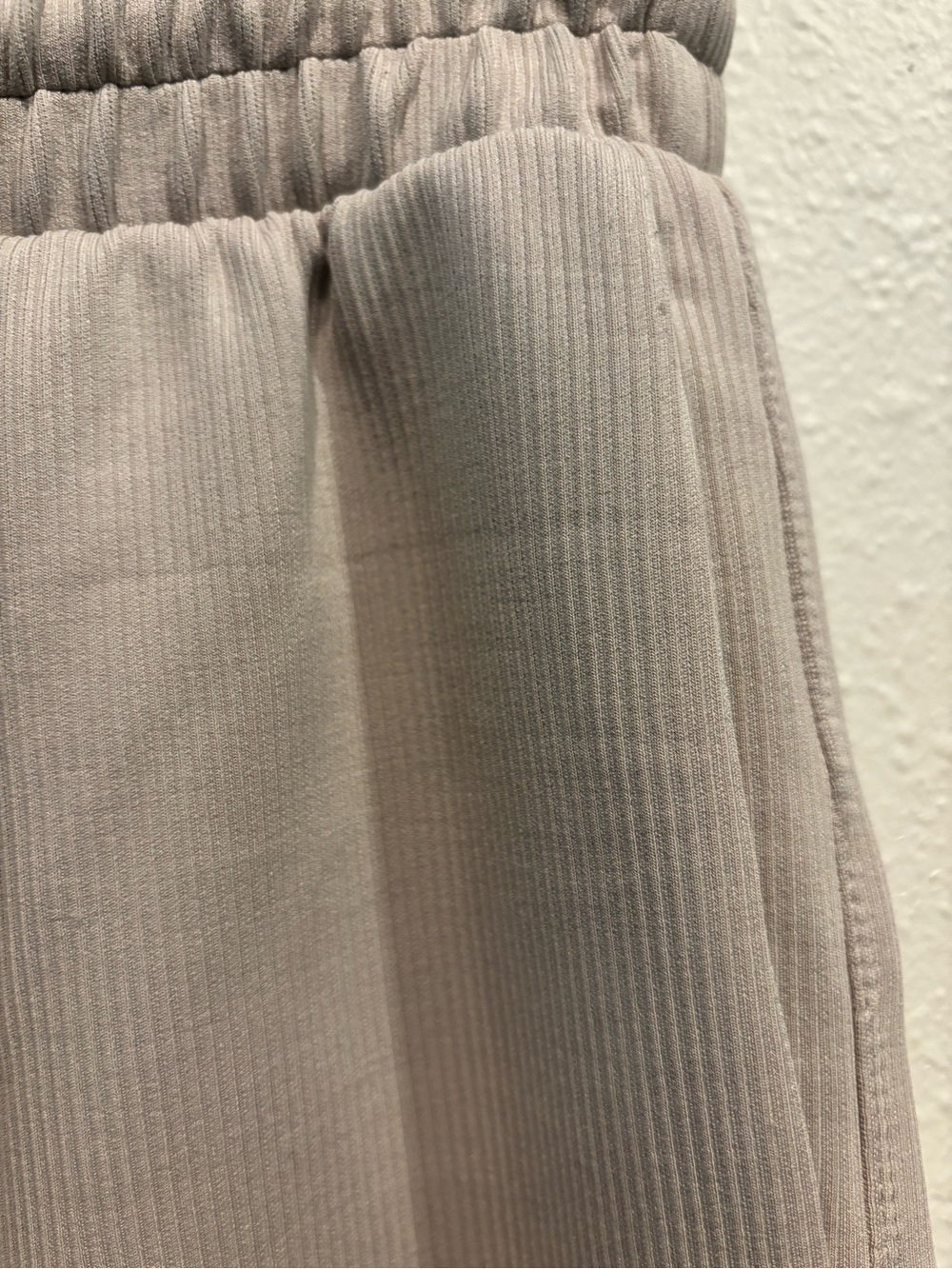 all in motion Wide-Leg Drawstring Joggers - Light Beige small - Picture 2 of 5